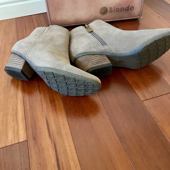 Blondo USA Valli Waterproof Bootie - Picture 7 of 7